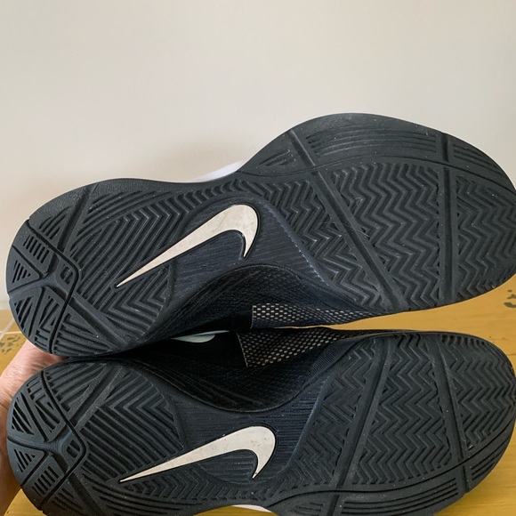 NIKE Zoom Hyperfuse Black Men’s Shoes - Picture 9 of 10